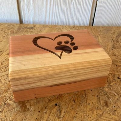Medium Wood Pet Cremation Urn - Engraved and Personalized
